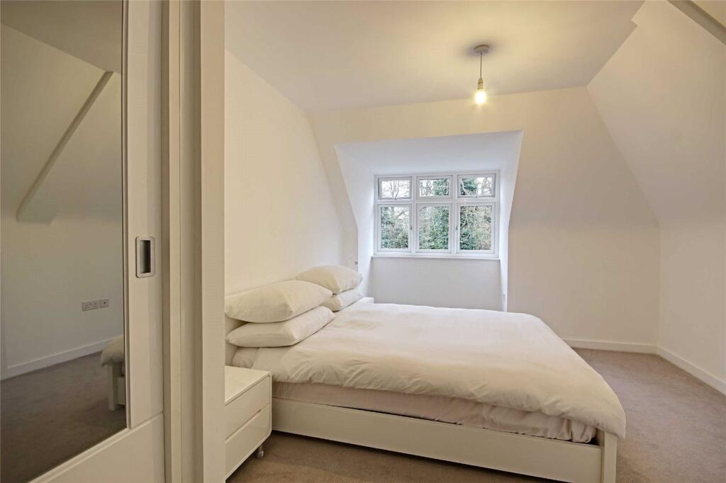 Additional image 9 of Georges Wood Road, Brookmans Park, Hertfordshire, AL9