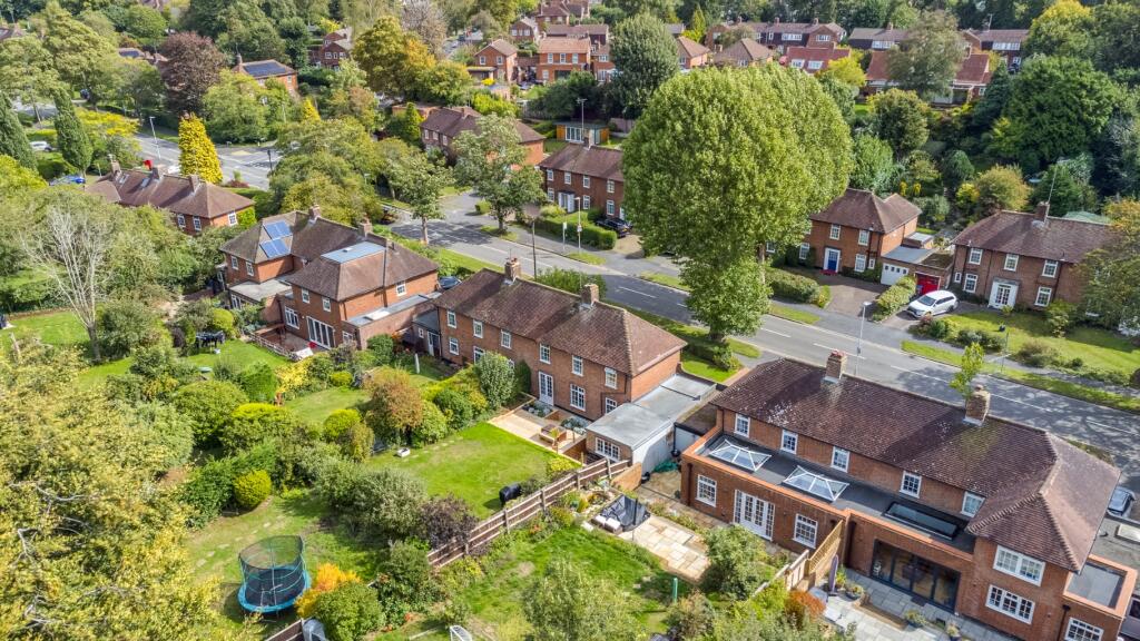 Additional image 28 of Valley Road, Welwyn Garden City, Hertfordshire, AL8 7DP