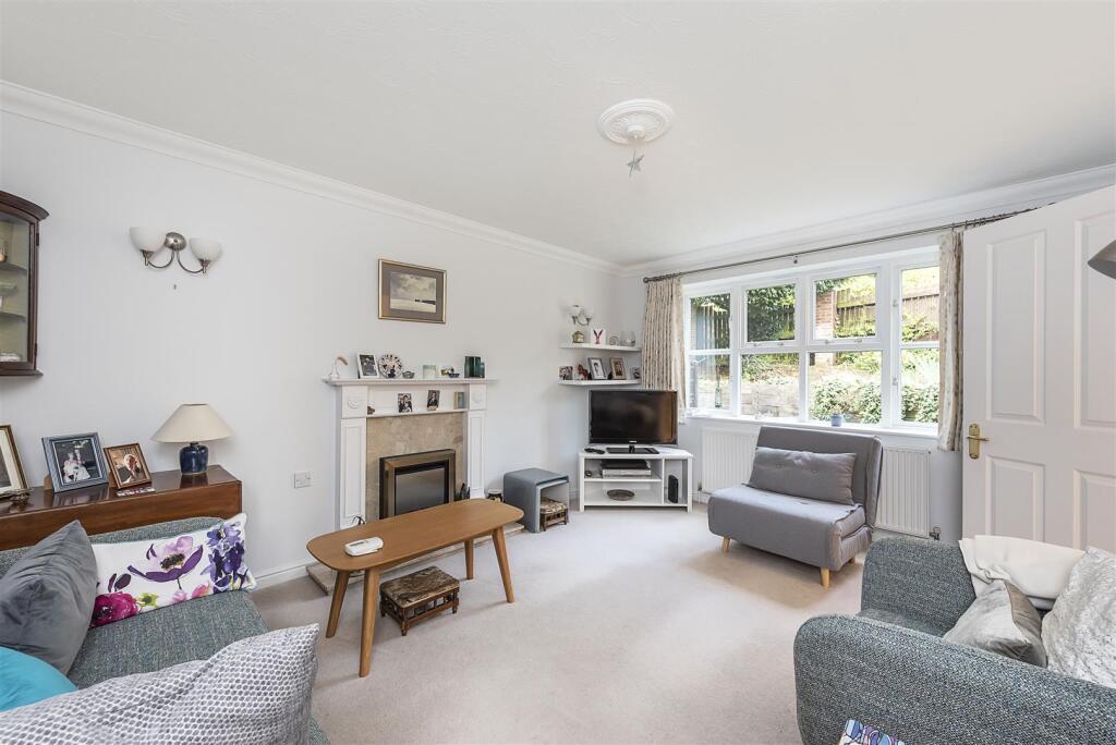 Additional image 9 of Sun Lane, Harpenden