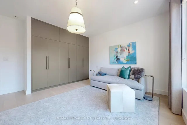 Additional image 29 of 977 Gorton Ave