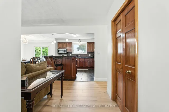 Additional image 7 of 20 Woodside Dr