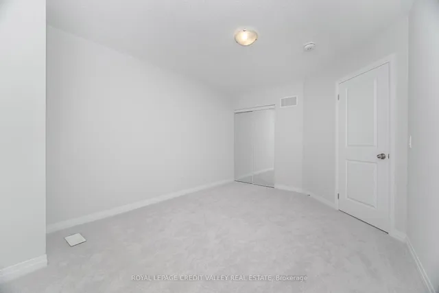Additional image 37 of 15 Weylie St