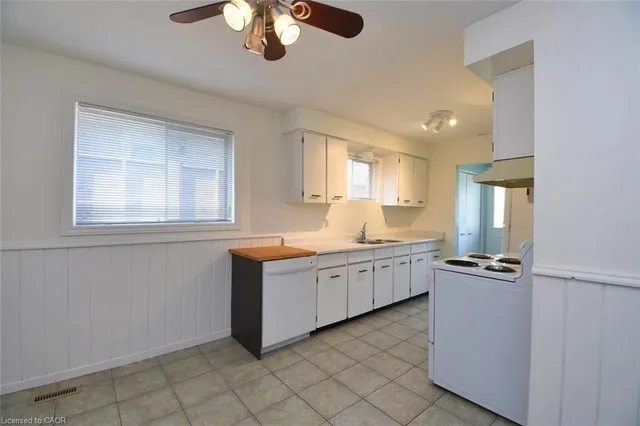 Additional image 15 of 1327 Janina Blvd