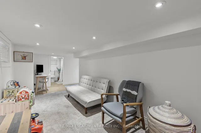 Additional image 21 of 42 Garside Ave