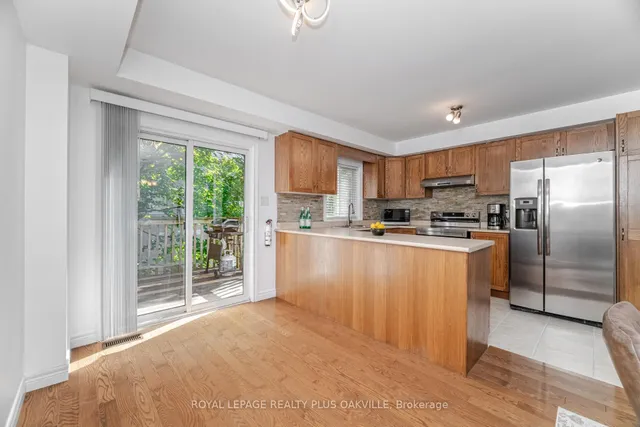 Additional image 16 of 1248 Guelph Line Unit 5