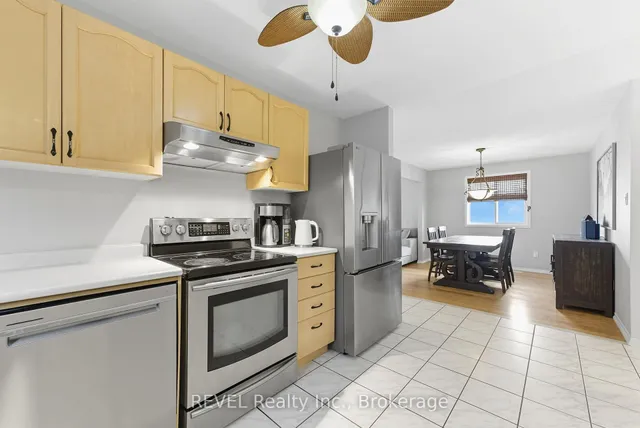 Additional image 14 of 11 Supreme Dr