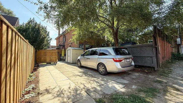 Additional image 38 of 164 WENTWORTH St