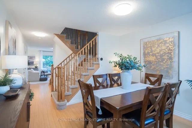 Additional image 6 of 698 Edwards Ave