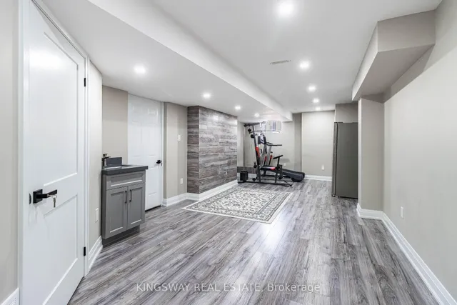 Additional image 33 of 166 Bronson Terr