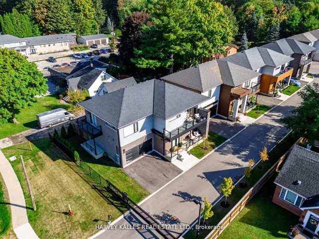 Additional image 37 of 121 Fiddlers Green Rd Unit 1