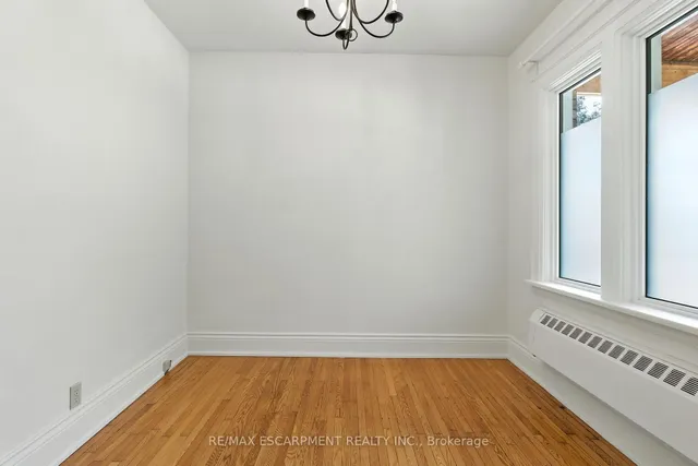 Additional image 25 of 57 Highcliffe Ave