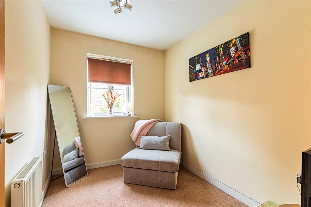 Additional image 16 of Centaures Square, Frogmore, St Albans, Hertfordshire, AL2