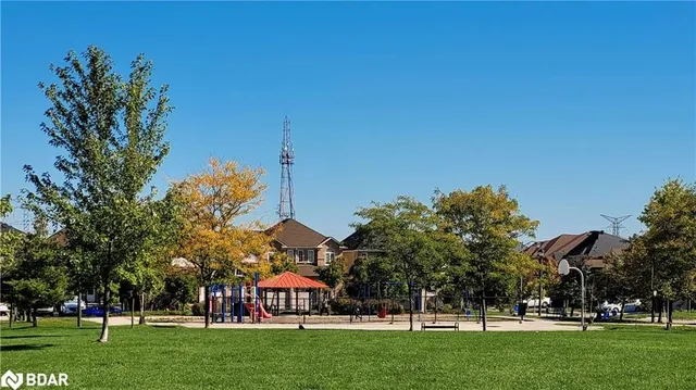 Additional image 28 of 1380 Main St Unit 204