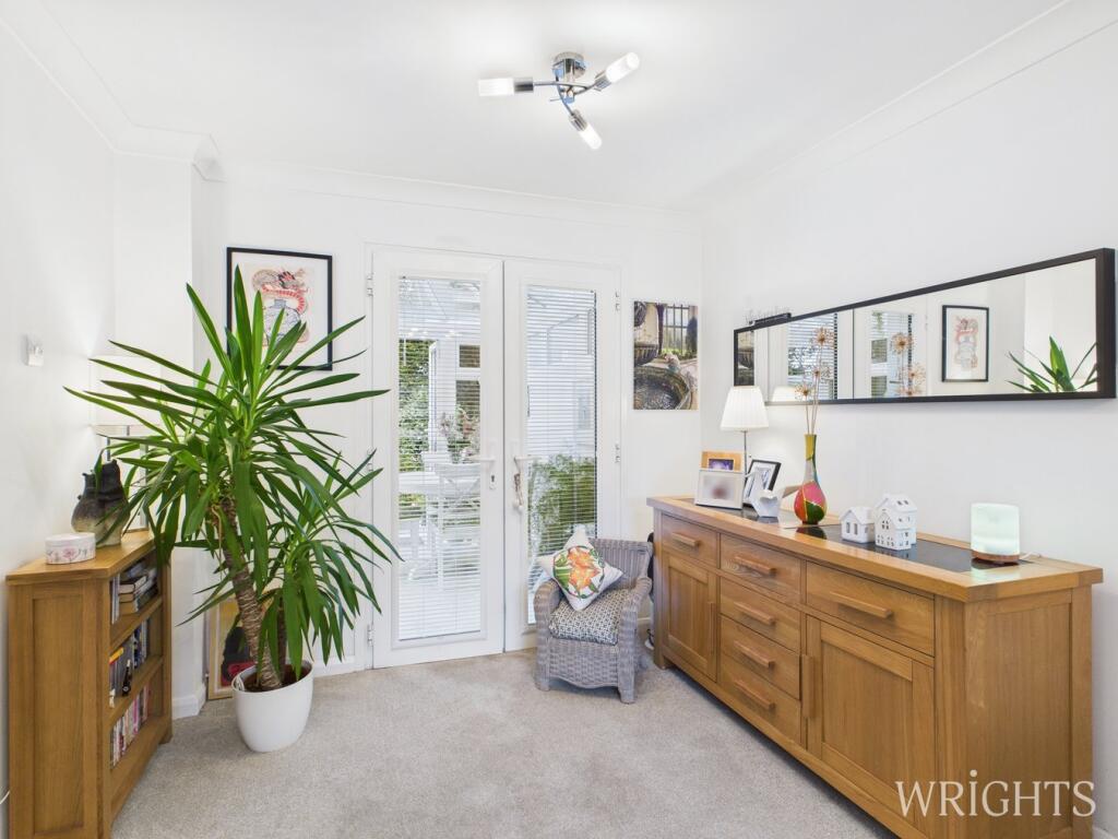 Additional image 7 of Knightsfield, Welwyn Garden City, AL8