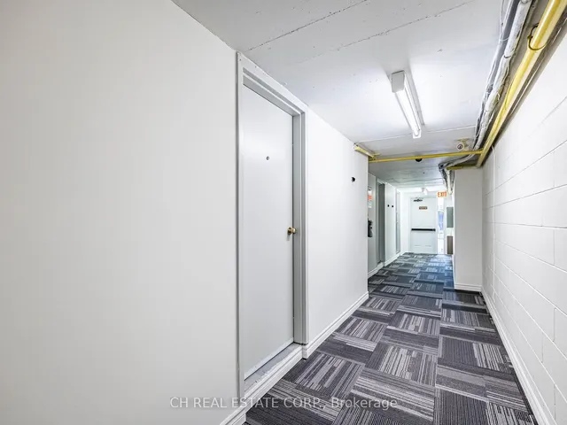 Additional image 29 of 895 Maple Ave Unit 215