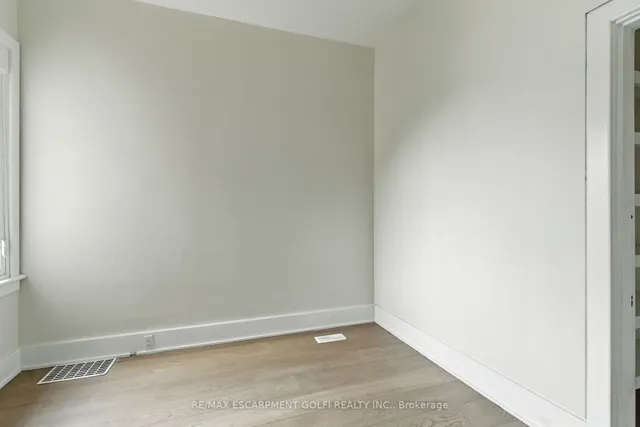 Additional image 20 of 684 Beach Blvd