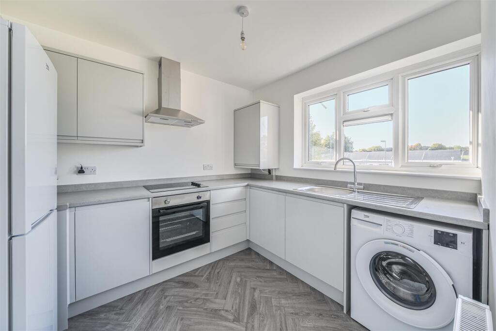 Additional image 6 of Hopkins Crescent, Sandridge