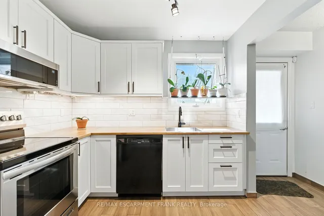 Additional image 12 of 387 Franklin Rd