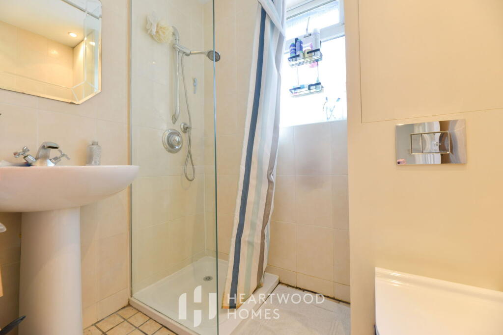 Additional image 12 of Colney Heath Lane, St. Albans, AL4 0TU