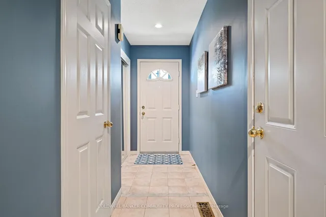 Additional image 13 of 1809 Upper Wentworth St Unit 14