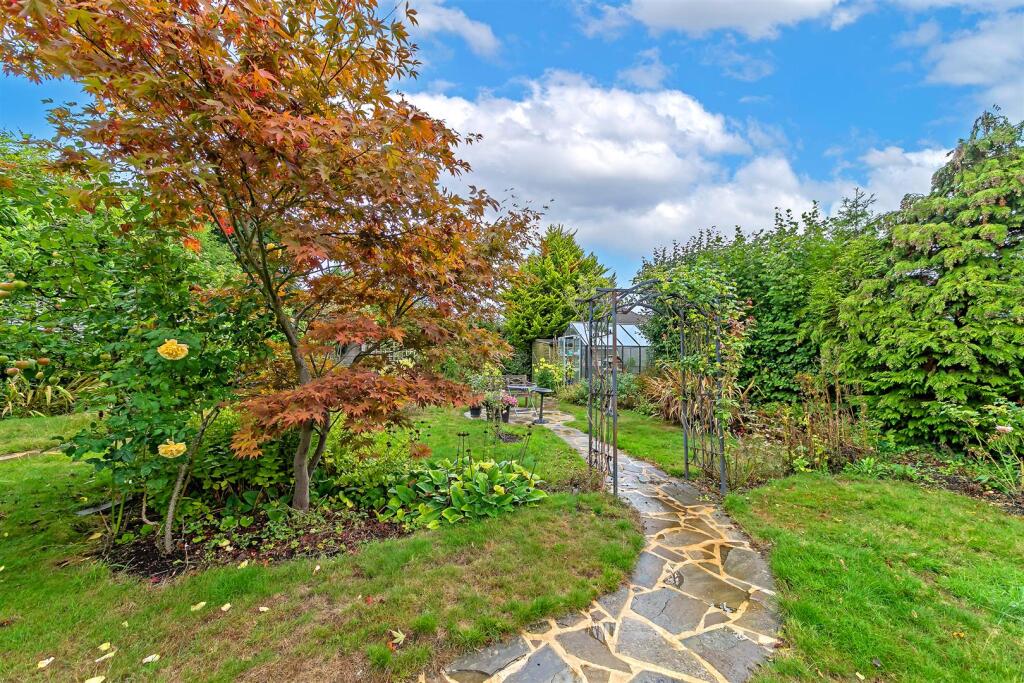 Additional image 22 of Mount Pleasant Lane, Bricket Wood, St. Albans