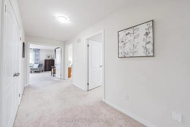 Additional image 22 of 11 Weathering Hts