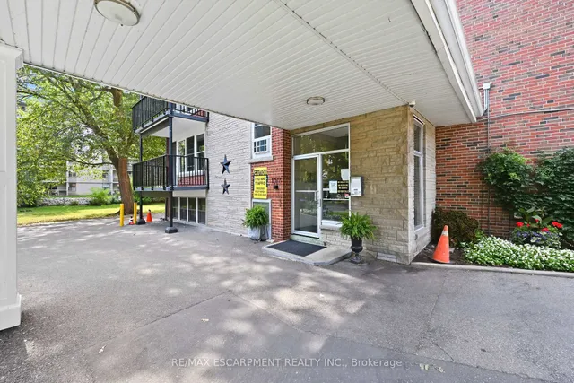 Additional image 6 of 1377 Lakeshore Rd Unit 104