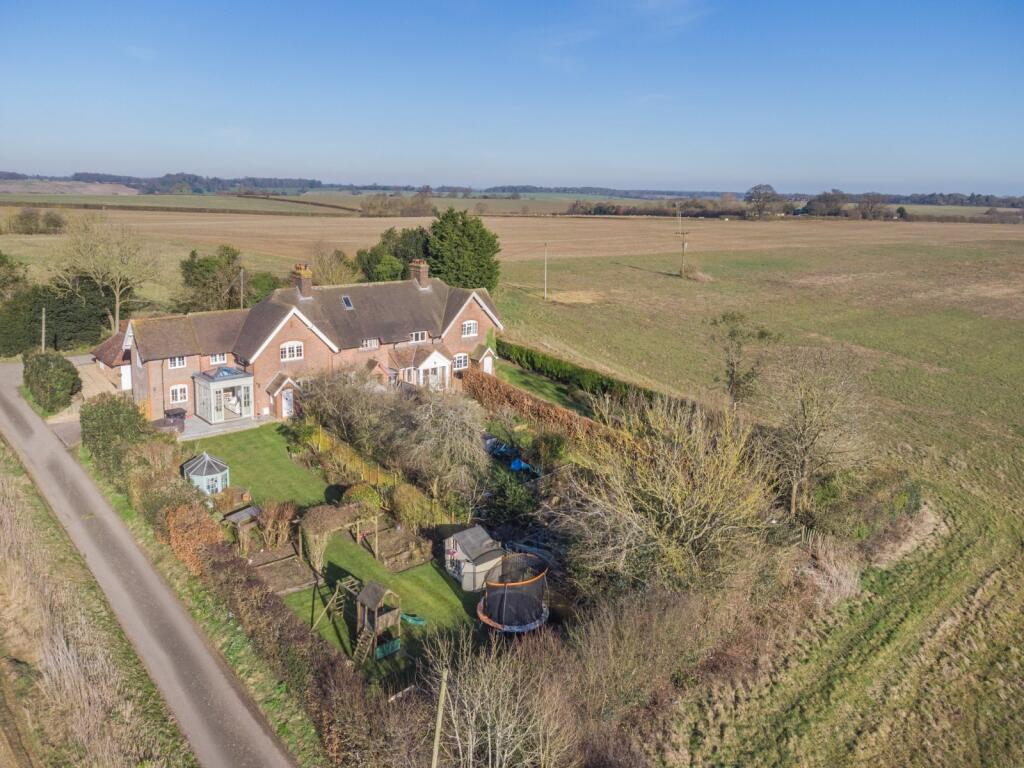 Additional image 19 of New Fiddlers Hill, Luton Road, Harpenden, Hertfordshire