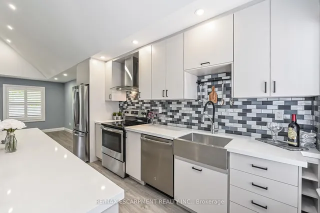 Additional image 14 of 95 Houghton Ave