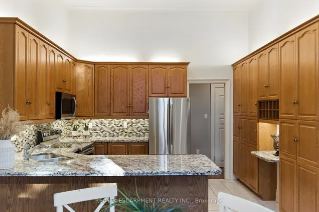 Additional image 19 of 320 Fiddler's Green Rd