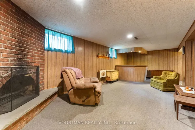 Additional image 16 of 136 Warren Ave