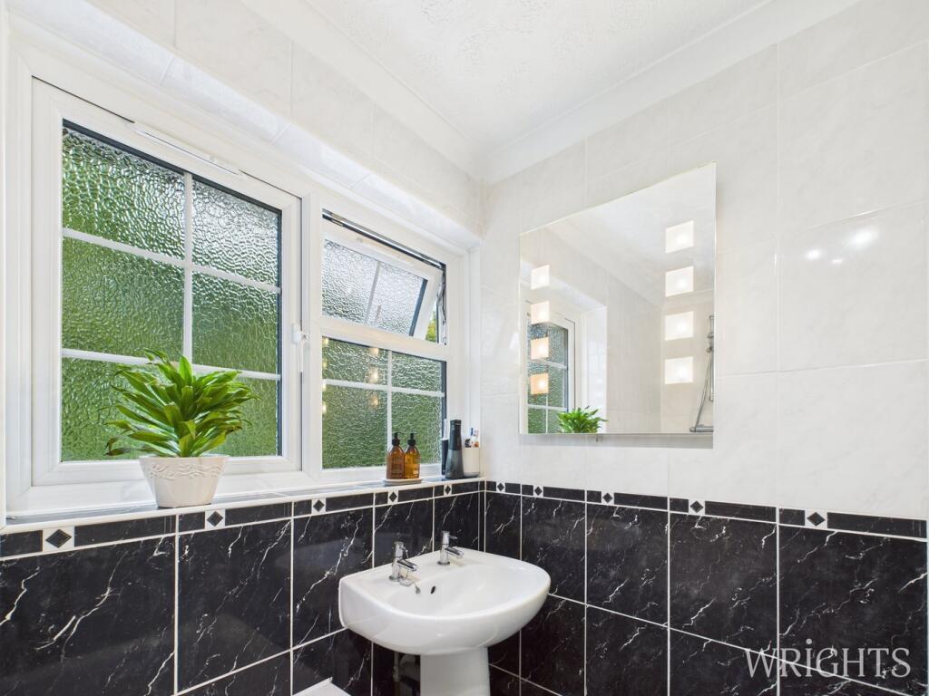 Additional image 15 of Knightsfield, Welwyn Garden City, AL8
