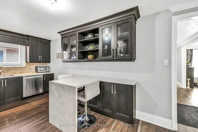 Additional image 18 of 28 Tara Crt