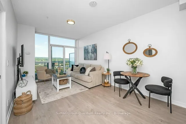 Additional image 11 of 2093 Fairview St Unit 2010