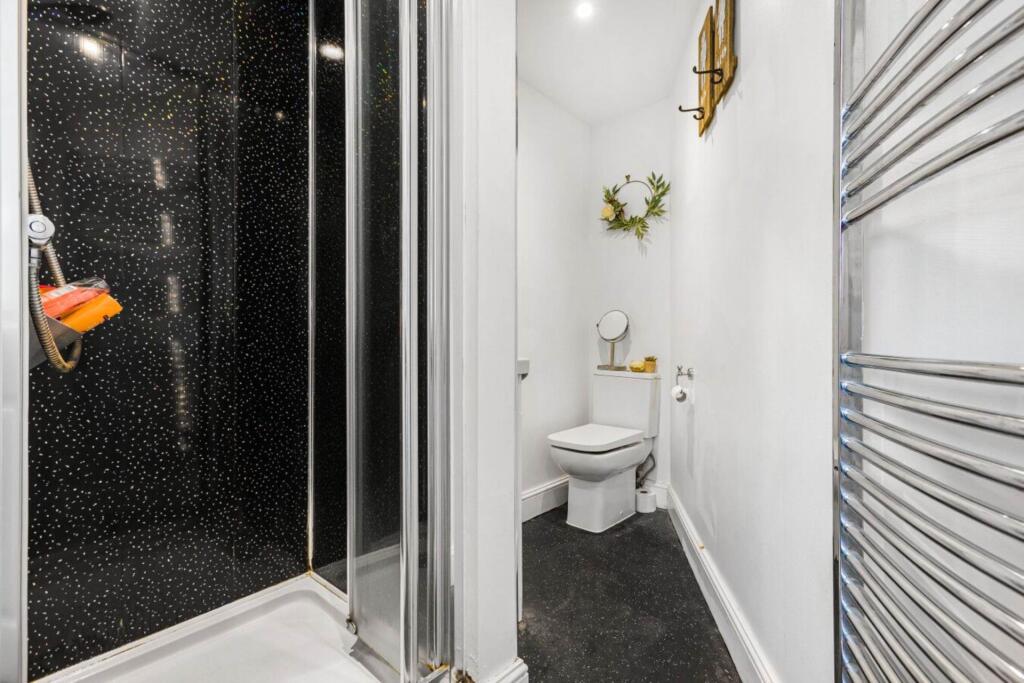 Additional image 7 of Puttocks Drive, Welham Green