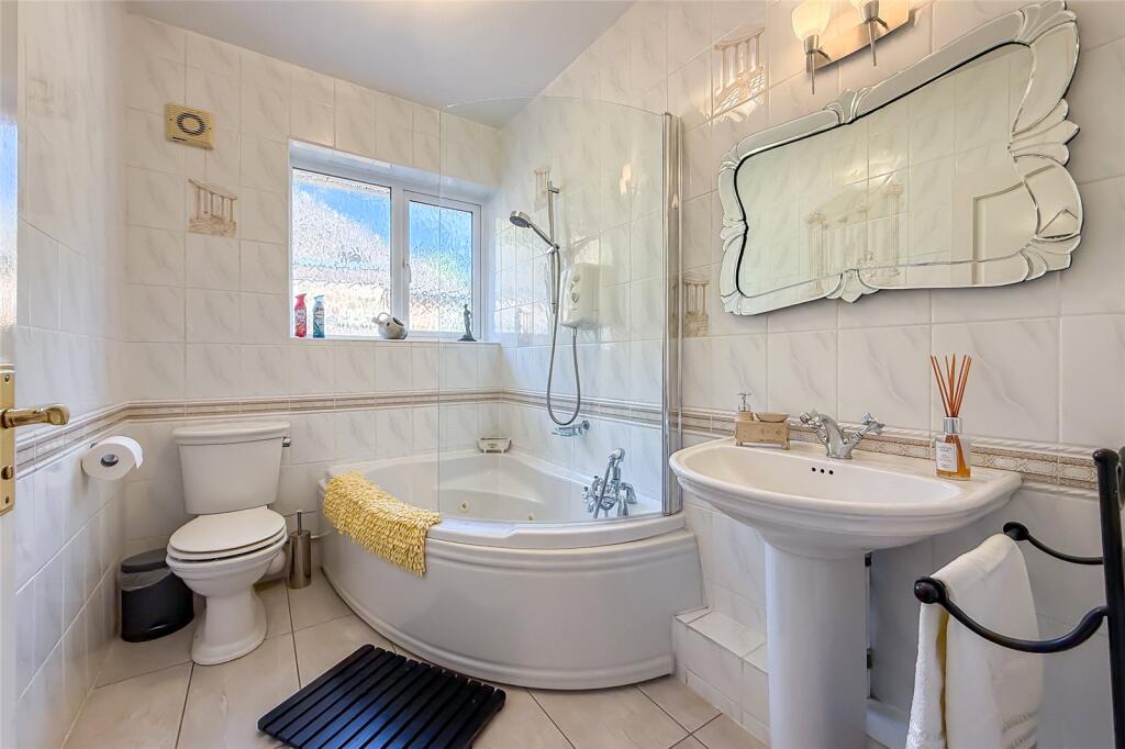 Additional image 8 of Netherway, St. Albans, Hertfordshire, AL3