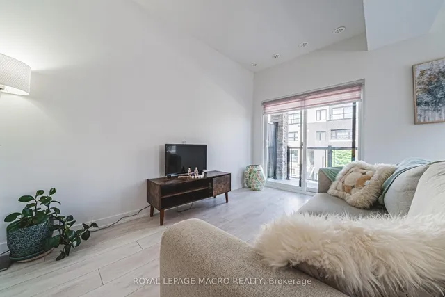 Additional image 10 of 1121 Cooke Blvd Unit 13