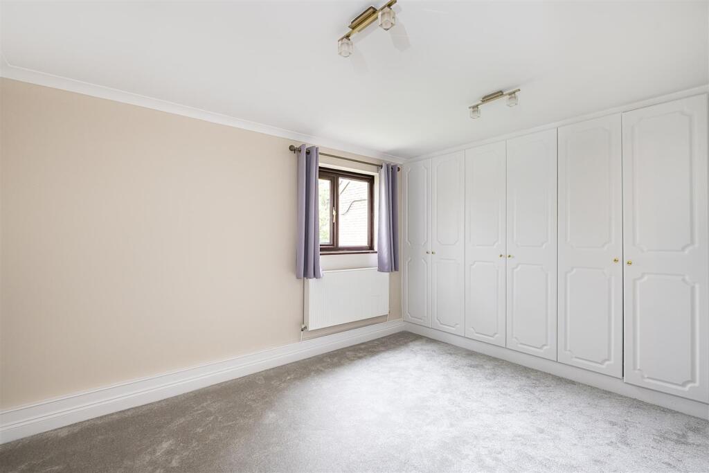 Additional image 6 of White Hedge Drive, St Albans