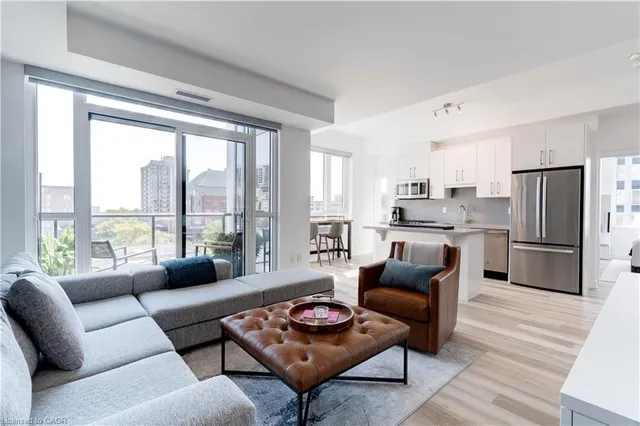 Additional image 5 of 2007 James St Unit 409