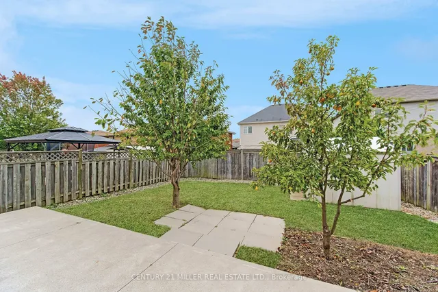 Additional image 24 of 126 Merrilee Cres