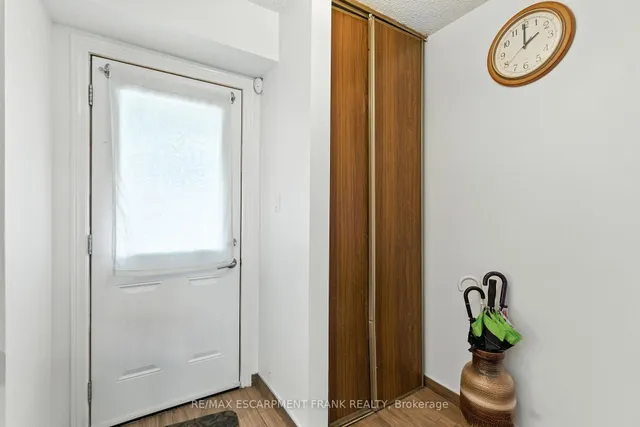 Additional image 8 of 387 Franklin Rd