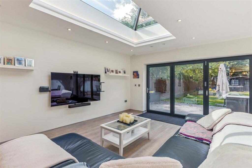 Additional image 19 of St. Albans Road, Sandridge, St. Albans, AL4