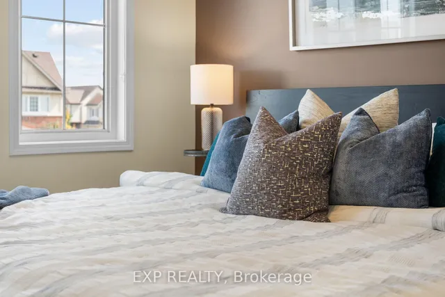 Additional image 26 of 986 Farmstead Dr