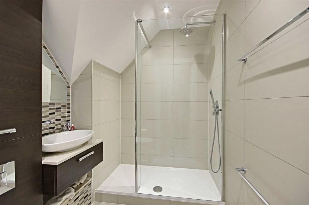 Additional image 7 of Georges Wood Road, Brookmans Park, Hertfordshire, AL9