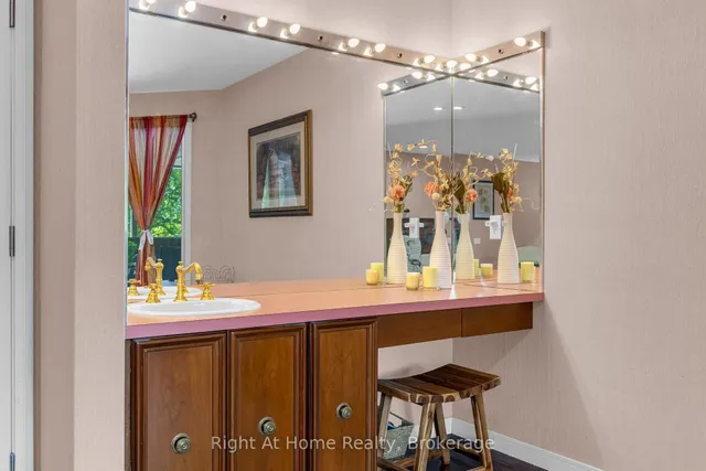 Additional image 24 of 78 Terrace Dr