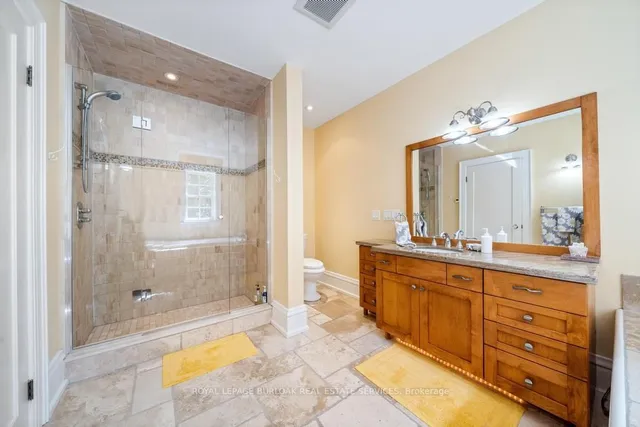 Additional image 29 of 3104 First St