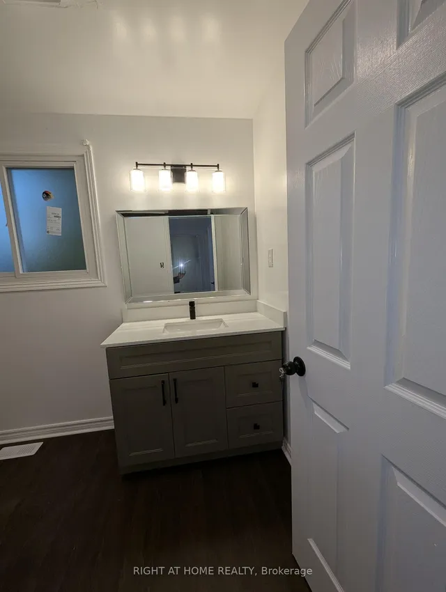 Additional image 35 of 73 Skyview Dr