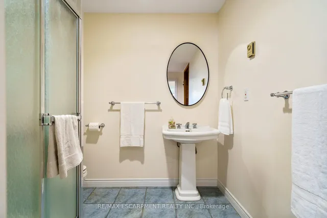 Additional image 42 of 373 Brookview Crt