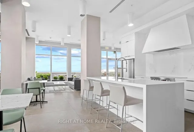 Additional image 23 of 500 Brock Ave Unit 404