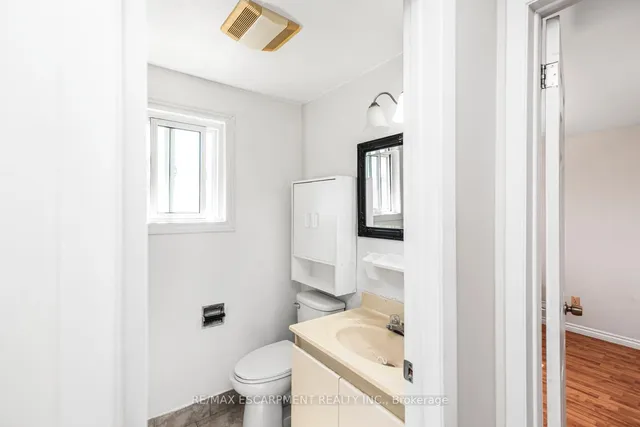 Additional image 21 of 25 Bryna Ave Unit F